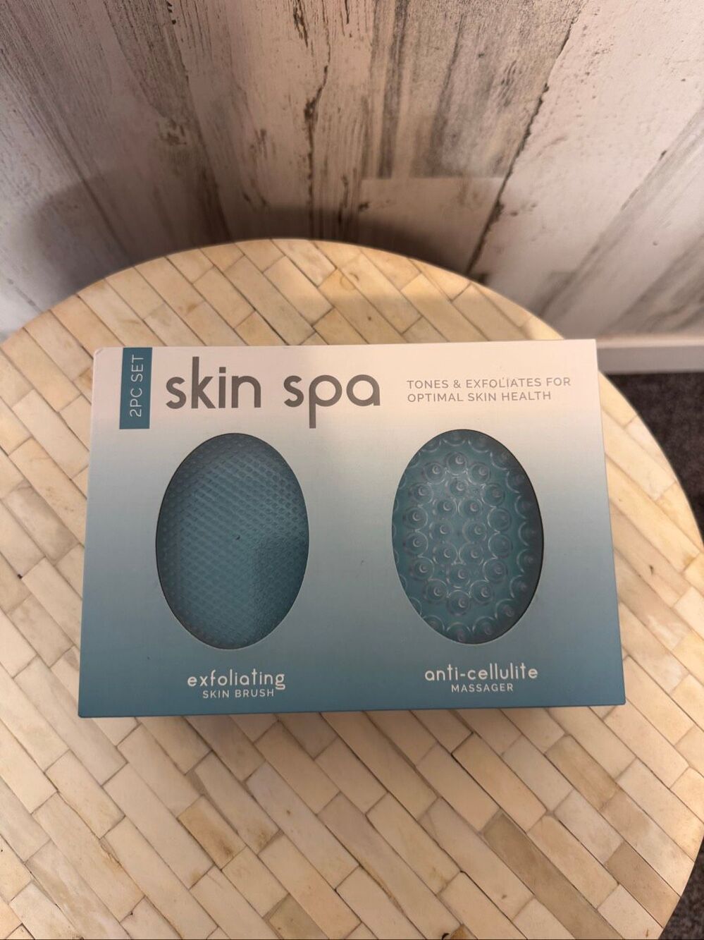 Revive Skin Spa 2-Piece Set Anti-Cellulite Massager & Exfoliating Skin Brush NIB